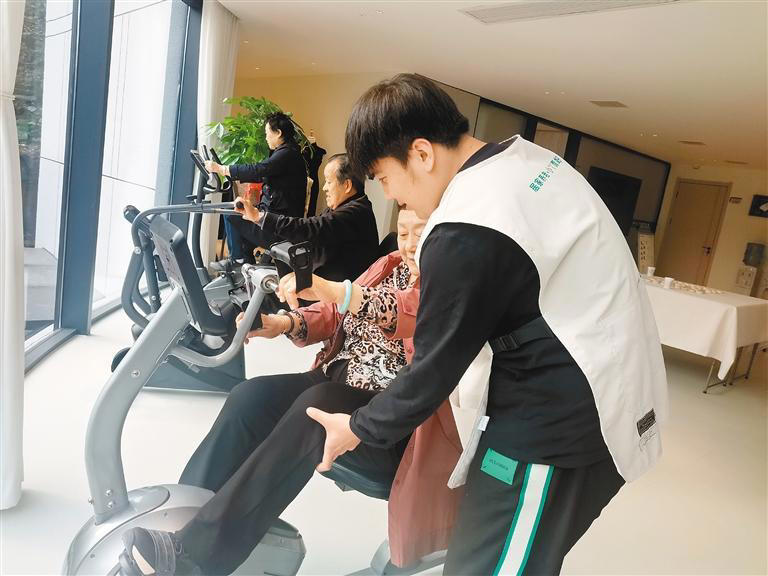 社區有了智慧養老服務站老年人養老變“享老”